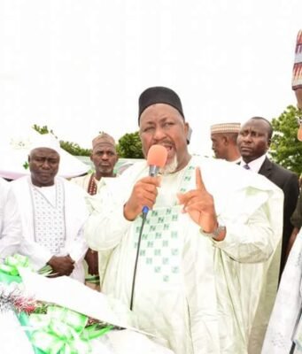Ex-Defense Minister Distances Self from Kwankwaso, Reaffirms Loyalty to APC